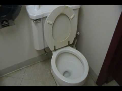 Kohler Wellworth Toilet >> 1950 S Kohler Wellworth Toilet At Muscle Car Shop Kohler Wellworth Toilet >> 1950 S Kohler Wellworth Toilet At Muscle Car Shop