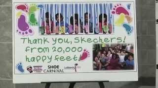 shoe carnival skechers bobs