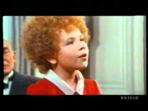 Annie - Annie canta "domani" (tomorrow) al presidente