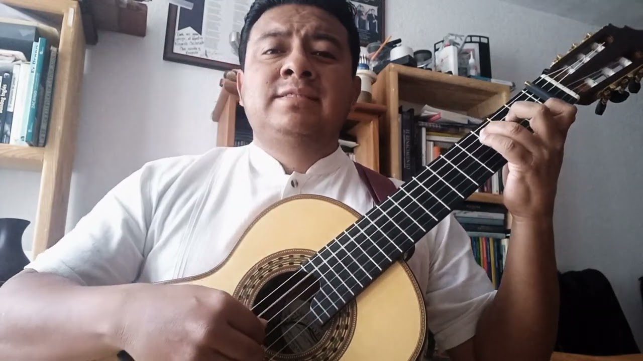 Celoso, segunda voz y requinto.