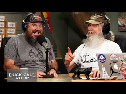 Uncle Si Claims the 'Duck Dynasty' Winery Got Him Some Flak | Duck Call  Room #279