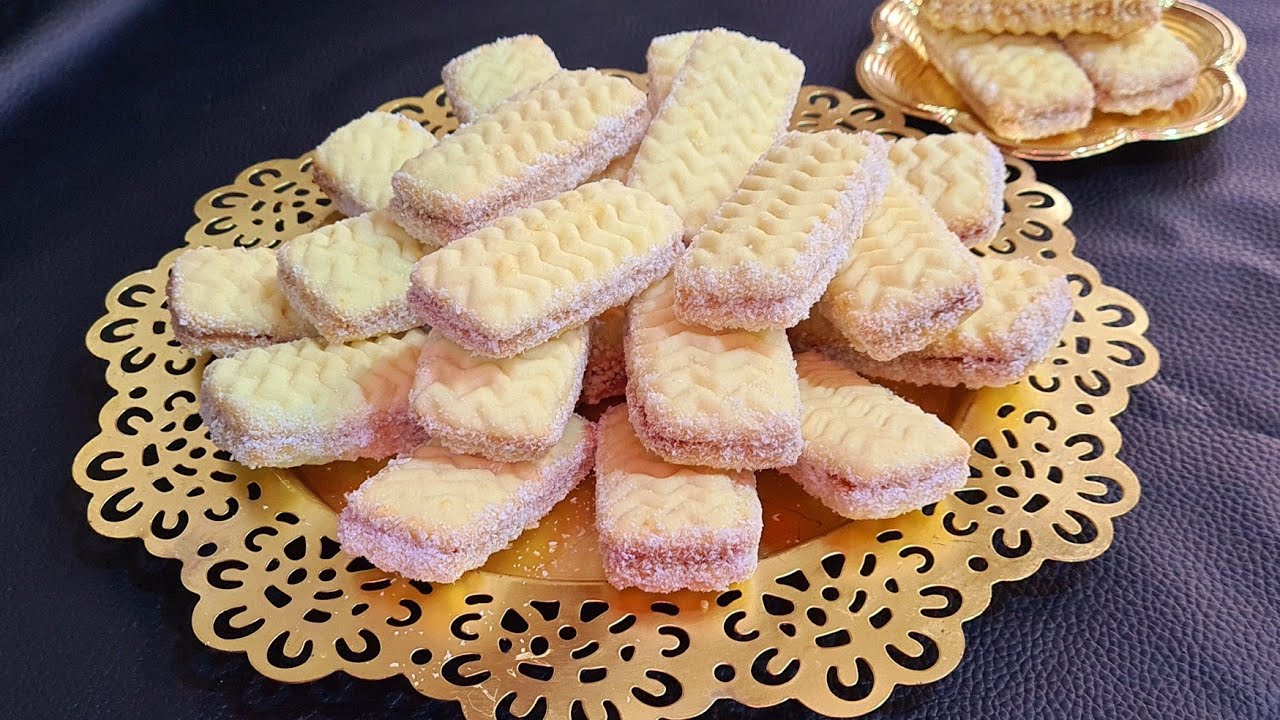 هاذ لقاطو ليحمرلك وجهك غير كأس زيت وحفنة جوز الهند سهل إقتصادي ويذوب فلفم لازم تجربوه @أم_وليد