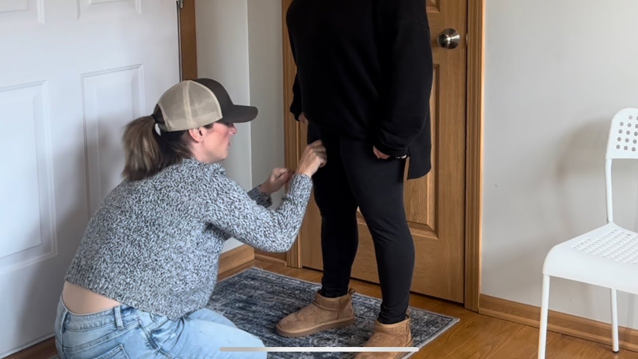 Short & Sweet TSA Check ~ ASMR