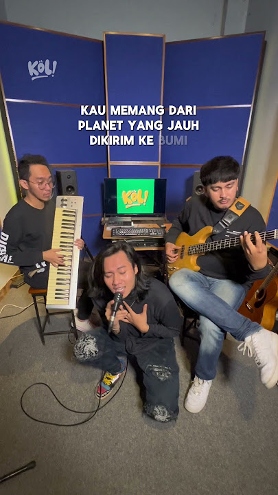 Sepertinya kau memang dari planet yang lain #kol #justkolus #salpriadi #planetlain