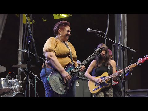 Kara Grainger, Ally Venable, Joanna Connor - People Get Ready - 42922 Dallas Guitar Festival