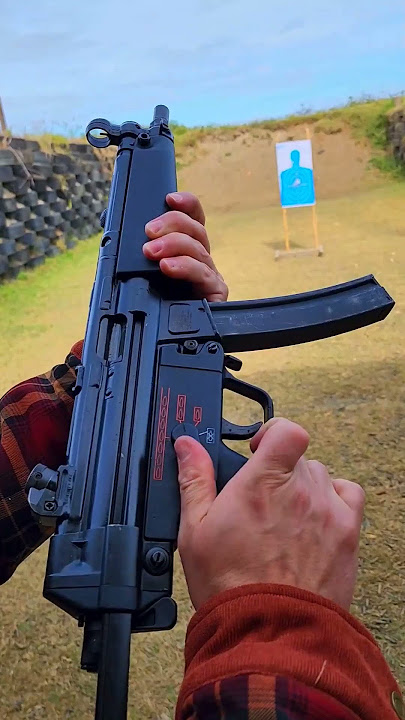 HK MP5 SMG!