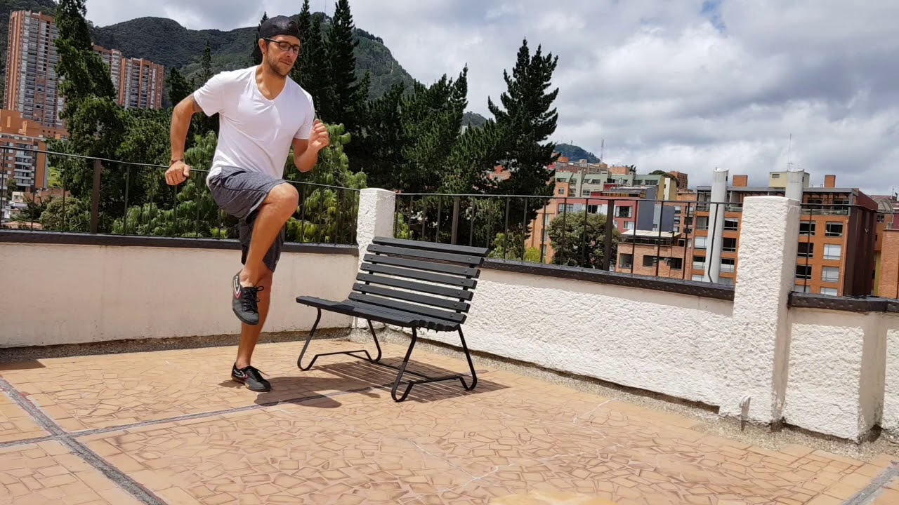 Carrera en puesto y Sentadillas. camera iphone 8 plus apk