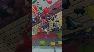 "Los mocos" asi le llamo a ese tipo de piezas grandes 👀 #bouldering #climbing #monterrey #scarpa