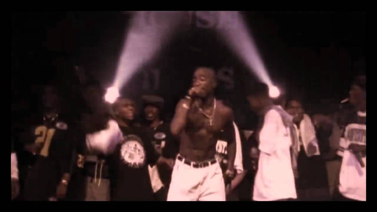 2Pac  ft.Snoop Dogg  Street Life