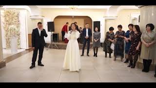 Кыз узату 2021 Самая лучшая песня на Кыз узату Невеста поёт родным Туыстарға арналған Ән
