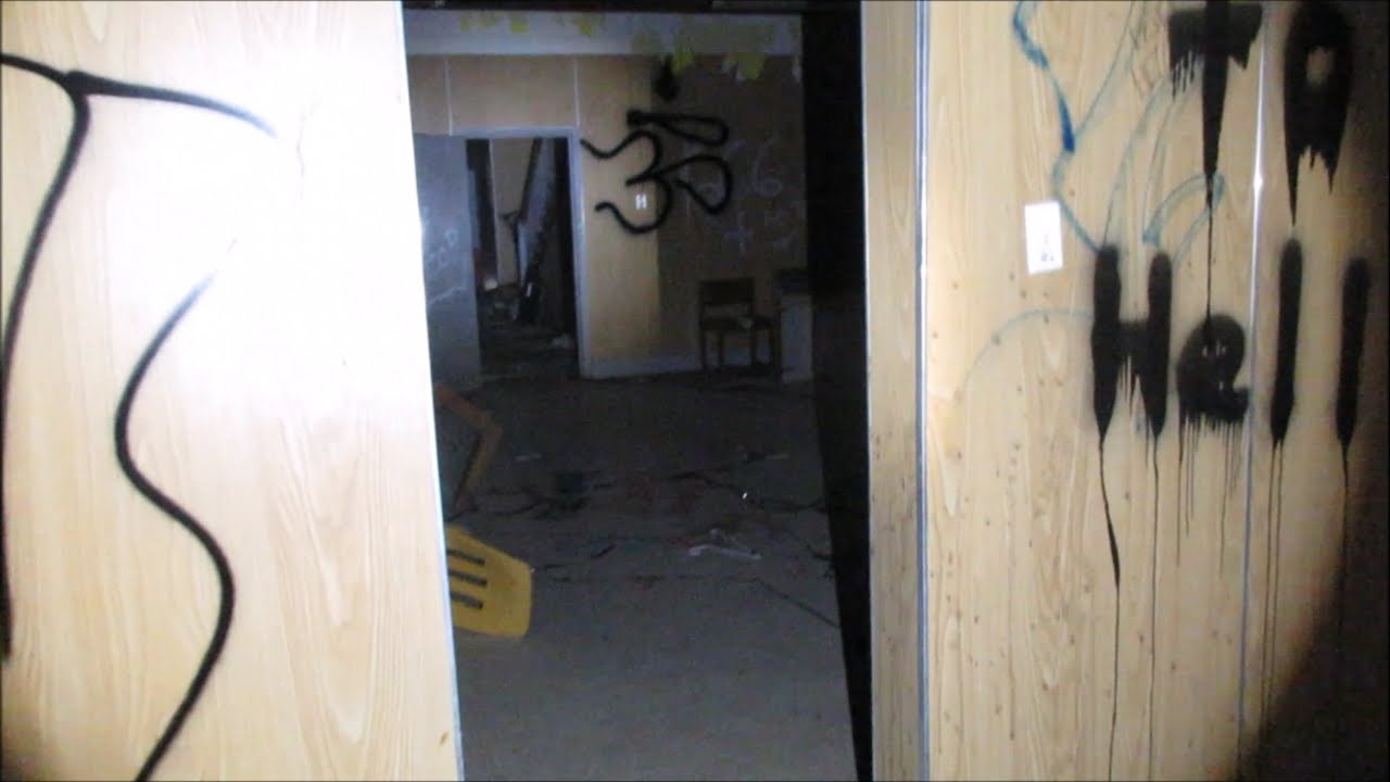 EXPLORING ABANDONED SCHOOL(SCARY) | Part 1- Sleighton Farm School - YouTube