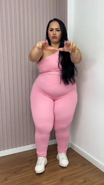 Sweat & Slay 💋 #curvy #plussizefashion #fashion