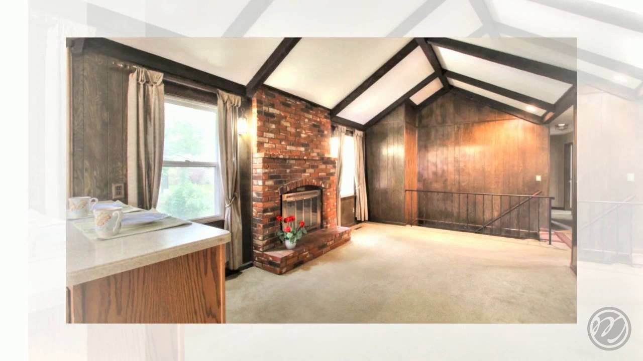 Home For Sale - 9011 Carter Cir  Overland Park, KS 66212 - Jen Turner, ReeceNichols South