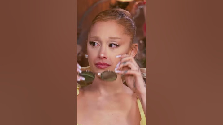 Ariana Grande & Cynthia CRY after Idina compliments WICKED movie