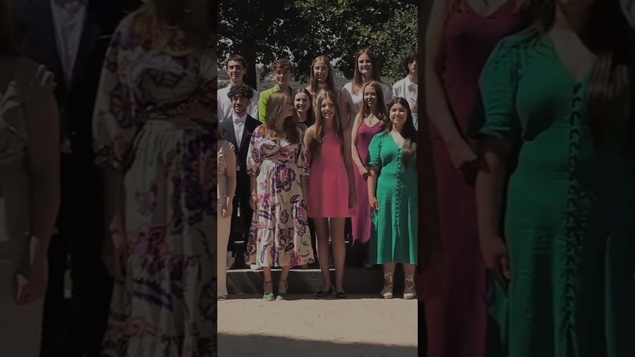 princess leonor and infanta Sofia, she is so beautiful 🙆🏻‍♀️❤️