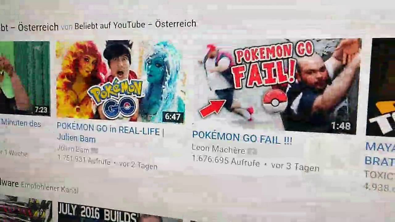 Moving thumbnails on YouTube - YouTube