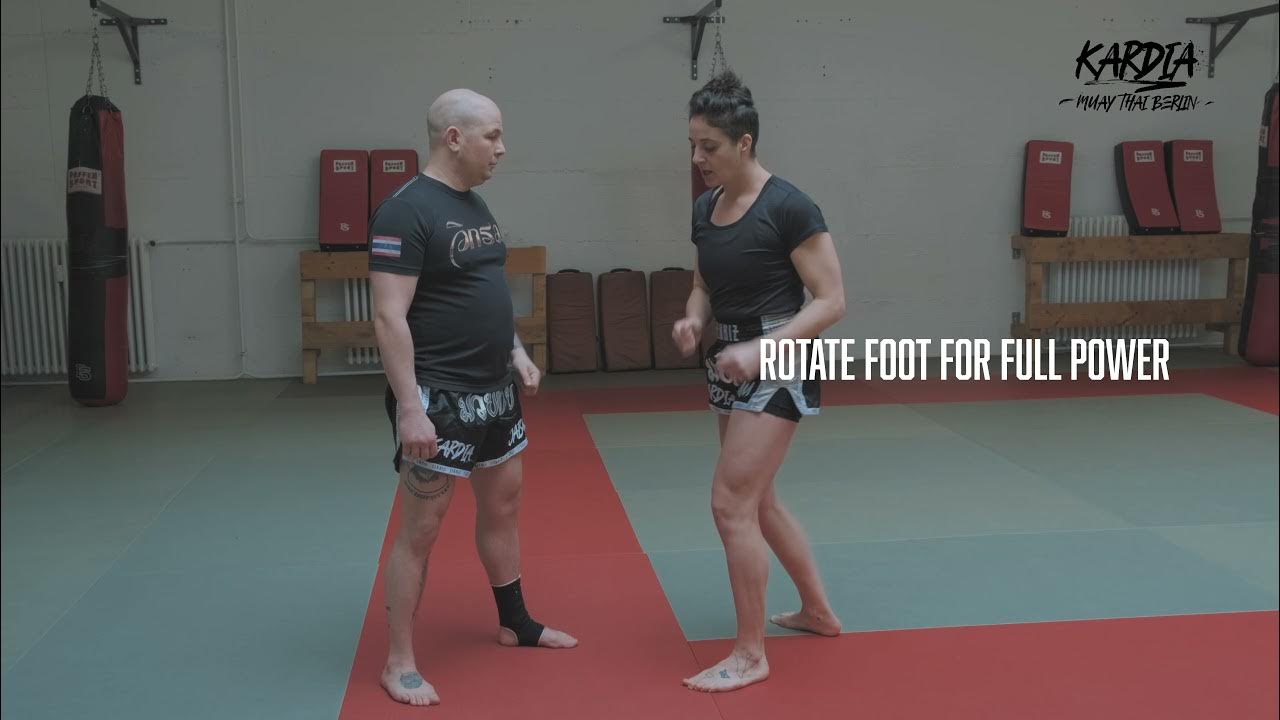 How to throw a hook Muay Thai Technique Kardia Muay Thai Berlin YouTube