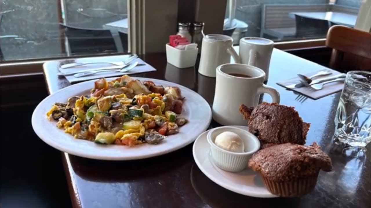 Breakfast at Morro Bay / Dorn’s Breaker Cafe YouTube
