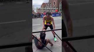 bukan tentang lomba, tapi empati!  #viral #fyp #marathon #humanity #sports  - CEK DESKRIPSI AUTOKAYA