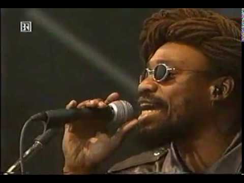 ジャマイカ7” Michael Rose, Black Uhuru Rent Man / Rent Board NONE D.E.B. MUSIC /00080 7'' Black Uhuru - Rent Man (& dub) - YouTube