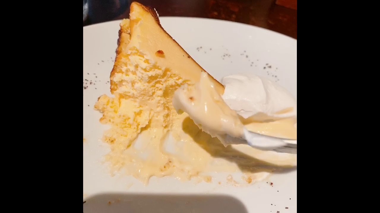 とろとろバスクチーズケーキ(シクスバイオリエンタルホテル) YouTube とろとろバスクチーズケーキ(シクスバイオリエンタルホテル) YouTube