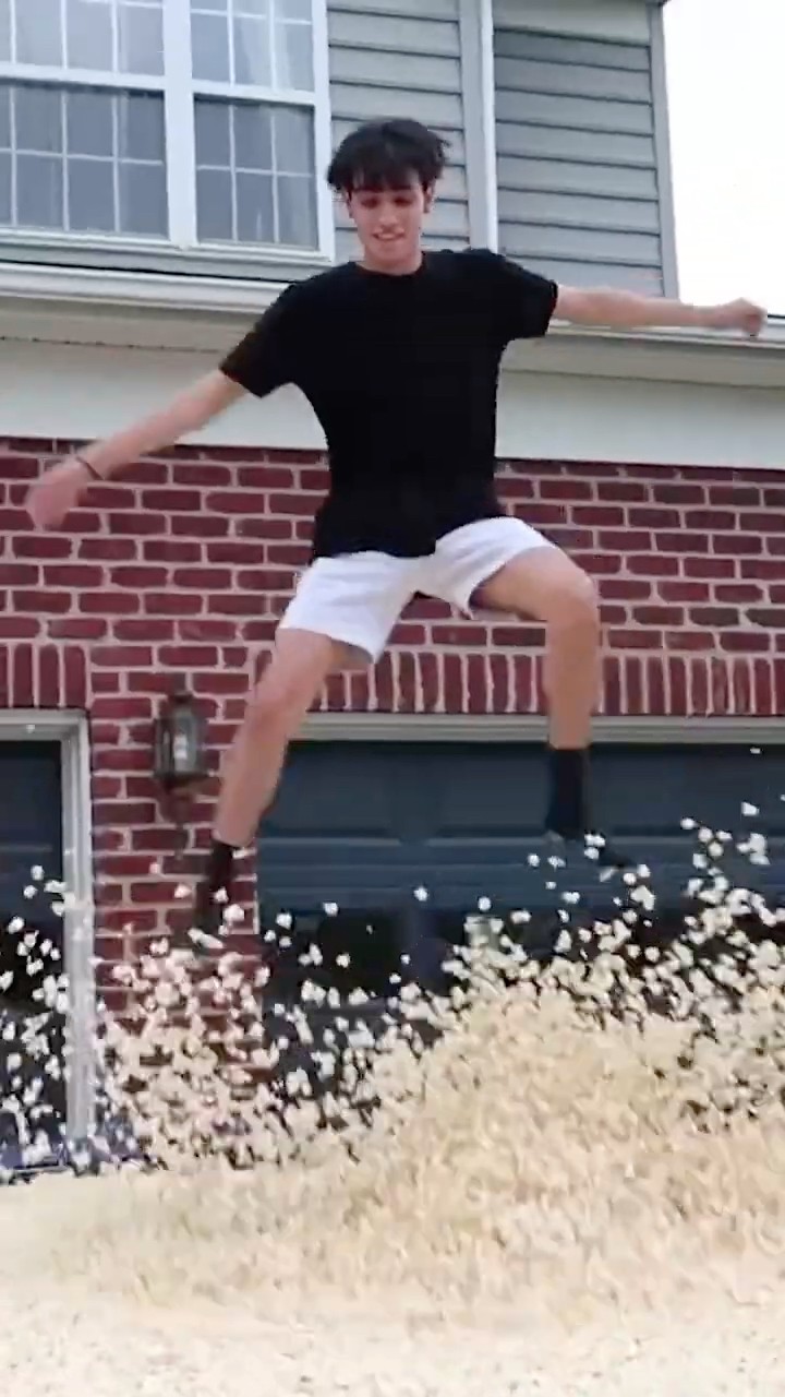 putting popcorn on a trampoline ?