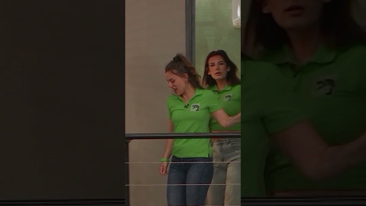 Loods op stelten, koffers zijn al gepakt: "Een tijd van komen, een tijd van gaan.." - LoveReality