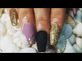 UÑAS ELEGANTES MATTE CON GLITTER DORADO | Clienta