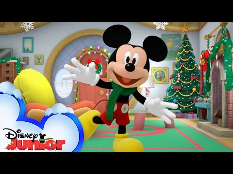Holiday Party Dance Break with Mickey ☃️ | Compilation | Mickey's Holiday Party | Disney Junior