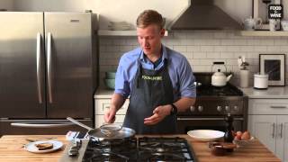 How to Poach Eggs in a Strainer