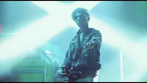 Akon - Gucci Snake ft Wizkid Slim Case (Official Video)