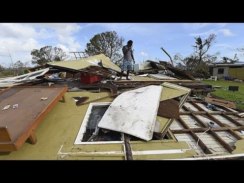 Vanuatu yaralarını sarıyor