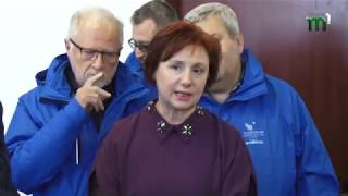 Понад 5 тисяч упаковок інсуліну французького виробництва передала сьогодні Угорщина Закарпаттю Понад 5 тисяч упаковок інсуліну французького виробництва передала сьогодні Угорщина Закарпаттю