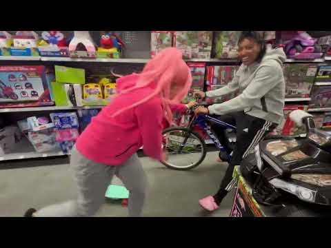 A Very POINTLESS Vlog ft. Nayah & Rina