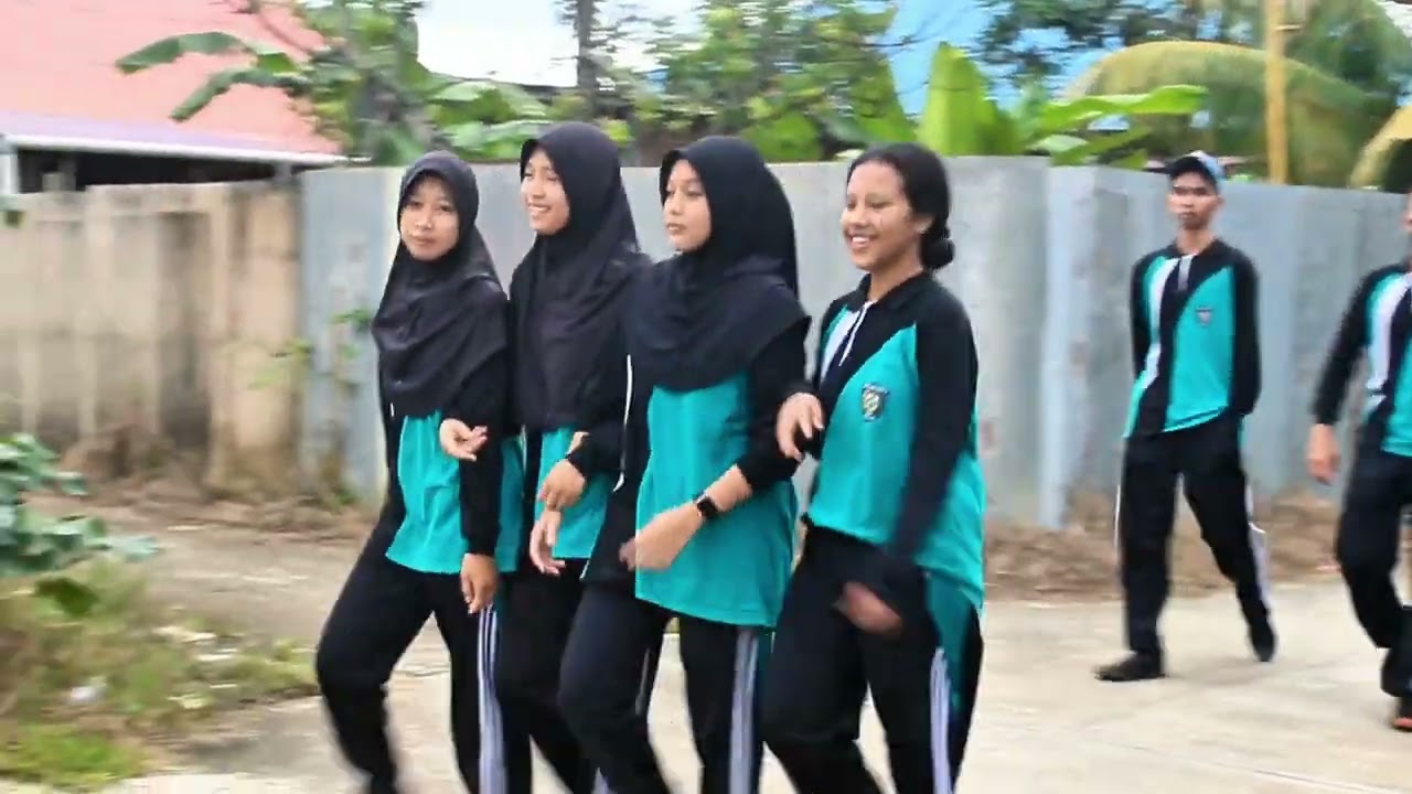 Berolahraga❕️JALAN SEHAT SISWA SISWI SMKN 3 BONTANG🚶‍♂️‍➡️💪🔥
