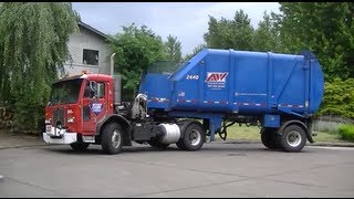 Allied Waste Peterbilt 320 / Heil Starr