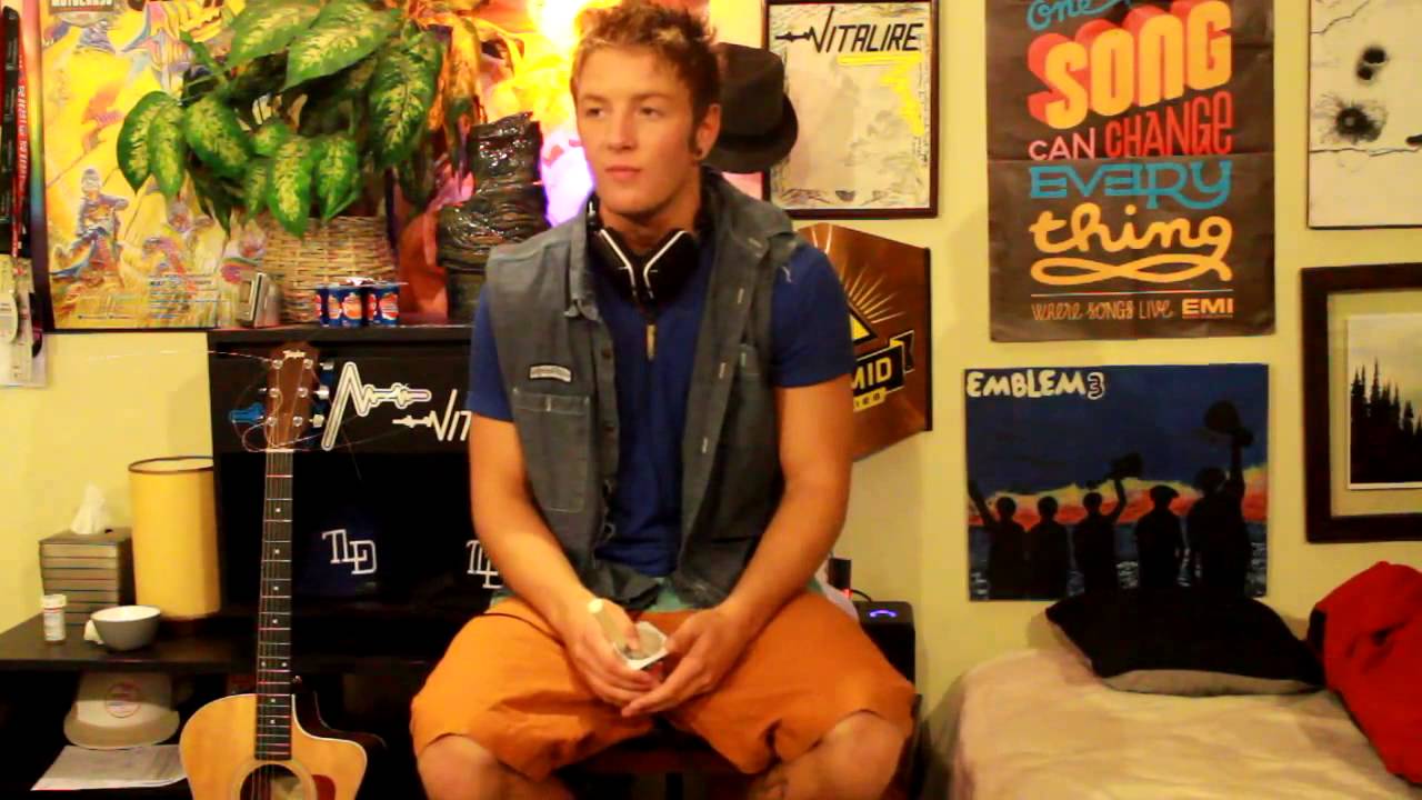 Emblem 3 - Drew Chadwick Answers Questions