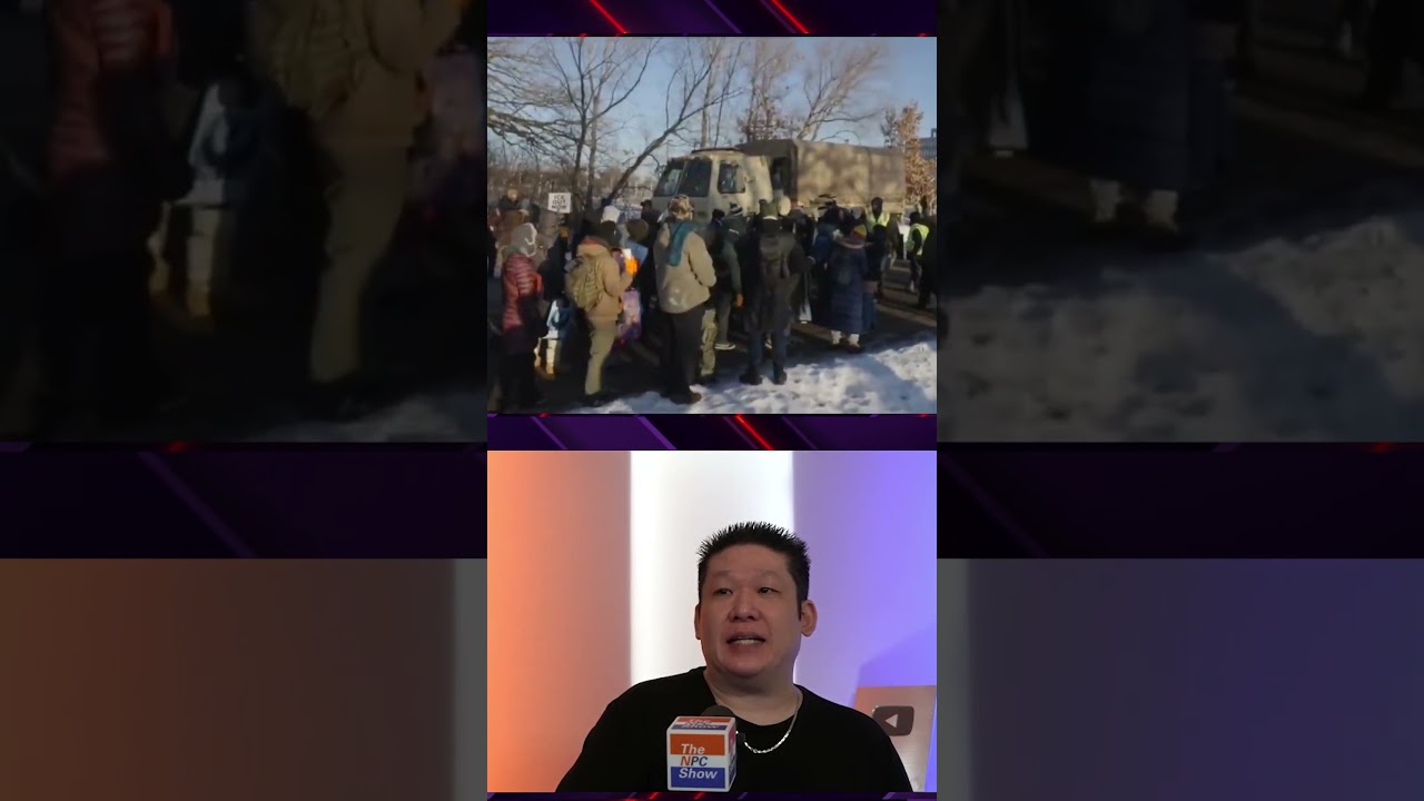 Протестующие прорвали заграждение у федерального здания 😮😲😦