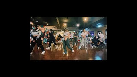 Head in the Clouds Remix Feat. TeaMarrr -Naïka  |Choreography  by CarrieSu