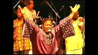 Alhaja Queen Salawa Abeni at The Royal Festival Hall, London. (Short Clip)