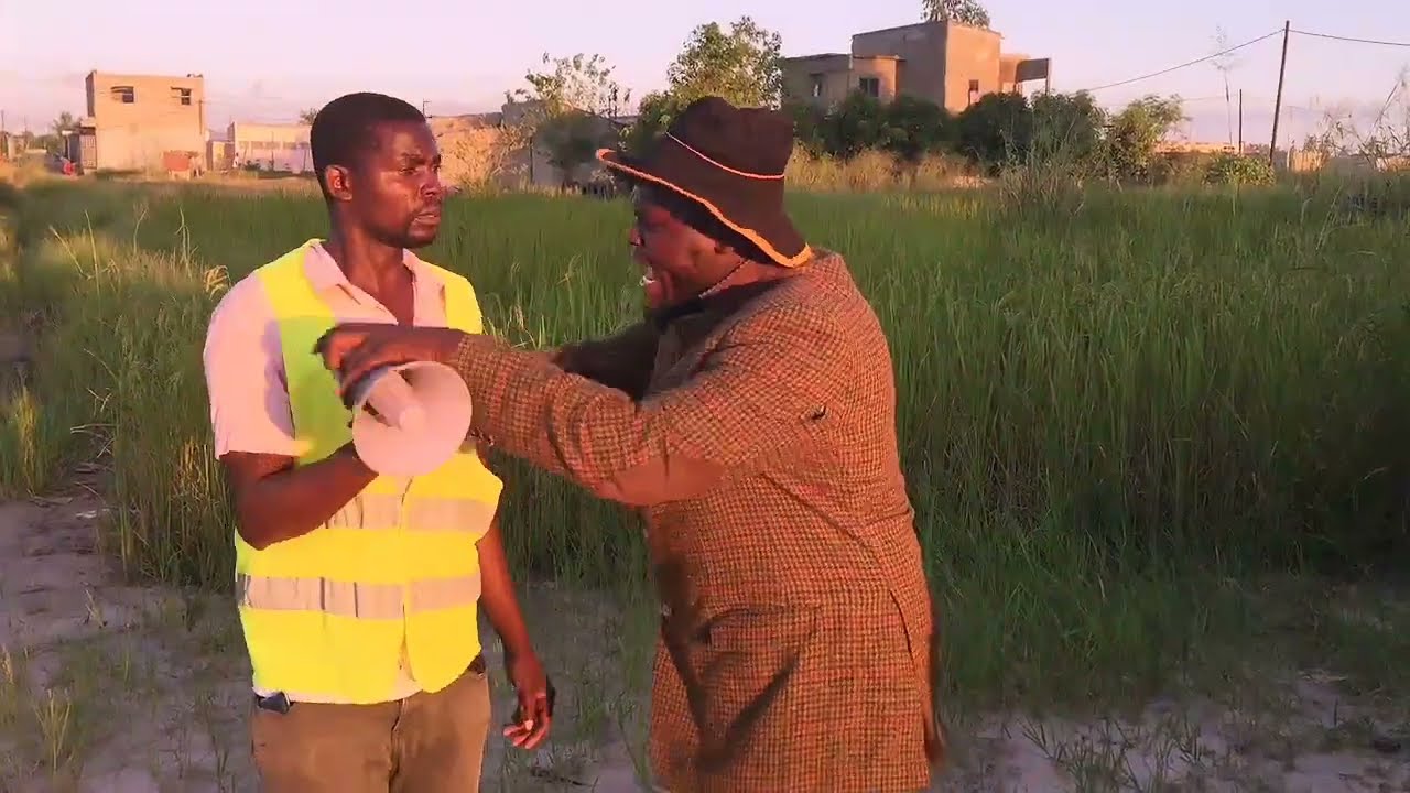 História Chitoto & Nsolowabhende Tchendjere pusy 😂em língua Sena filme