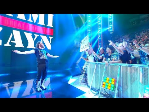 Sami Zayn Hometown Entrance with a huge ovation: WWE SmackDown, Aug. 19, 2022