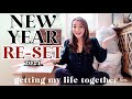 Getting my life together extreme decluttering motivation  messy to minimal mom  new year reset