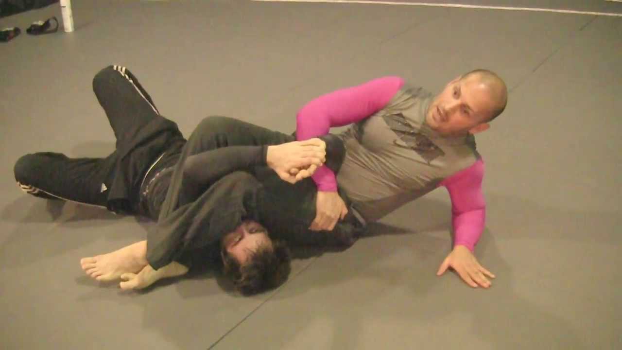 Armbar From Mount Position, 1 of 4 Moves From Top Mount Series YouTube