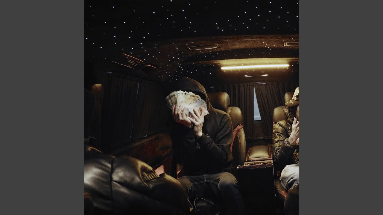 Watch mittendrin on YouTube Watch mittendrin on YouTube