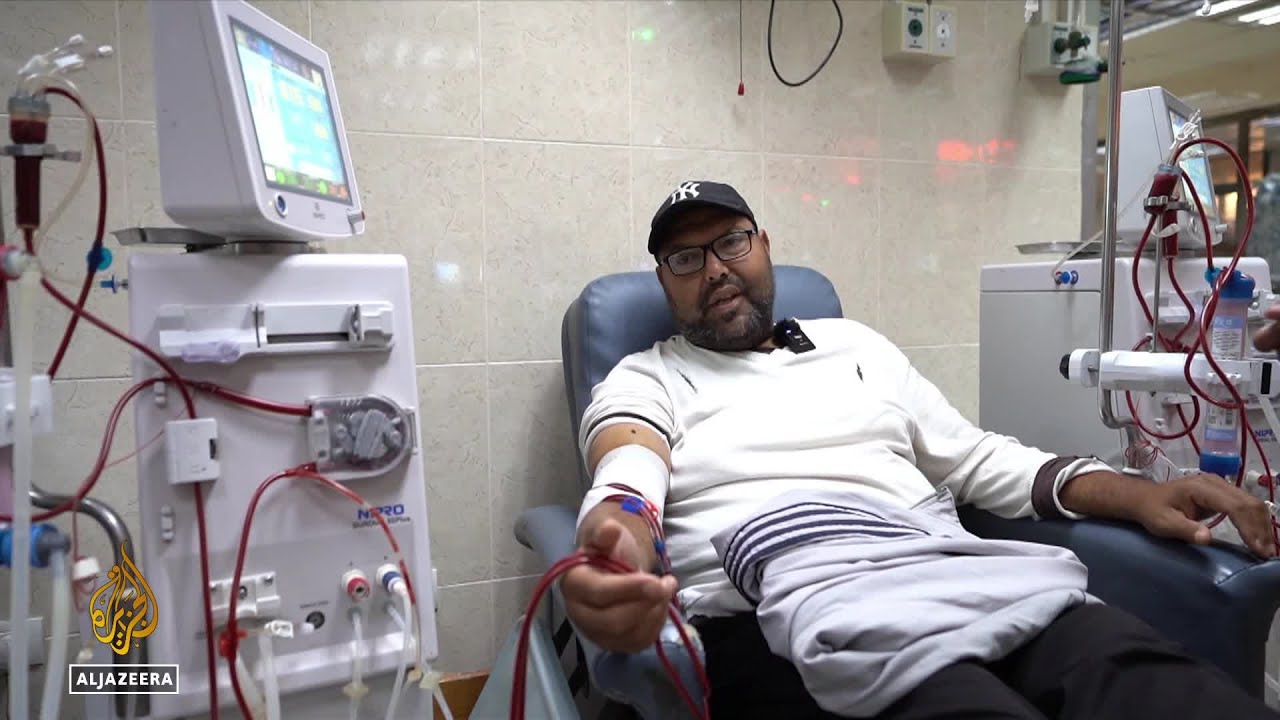 قامت القوات الإسرائيلية بتدمير جميع أجهزة غسيل الكلى في مستشفى الشفاء عمداً