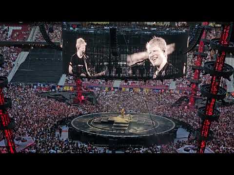 ED SHEERAN - Opening (World premiere from new album "Play") Live in Madrid 4K