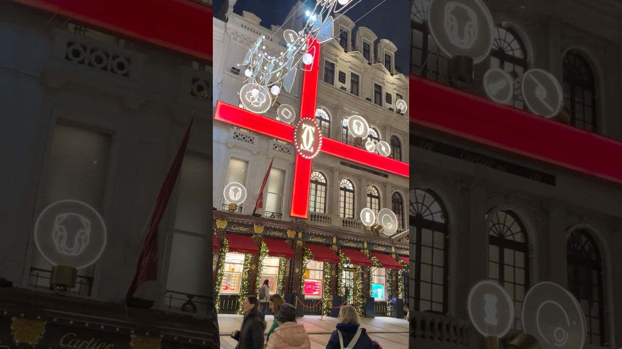 Christmas Shop front Lights 2019 - London Cartier store Christmas