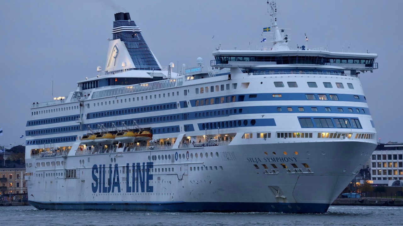 Silja Symphony's Departure From Helsinki | October 2025