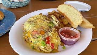 Lil' Black River Cafe in Grandin